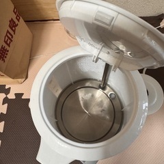 Purnity 電気ケトル PK-100Eの画像