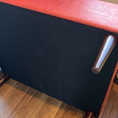 【美品】arne LUNCHシリーズ／レッド／幅113cm【2人掛けソファ】の画像