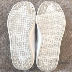 一度のみ使用　キッズ　靴　スニーカー　サイズ18 の画像