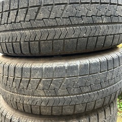 195／65R15スタットレスタイヤ(ジャンク)の画像