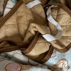 すみっコぐらし　マルチカバー　ラグ　180×180程度の画像