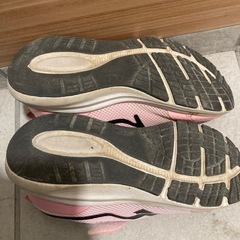 スニーカー　21.5cmの画像