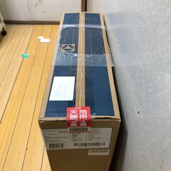 Electrolux エレクトロラックス オイルヒーター COMFORTHEAT700 新品 未使用 1200W 7枚フィン 暖房器具 省エネ 静音 ヒーター【糸島市内 送料無料】　88271-1-005の画像