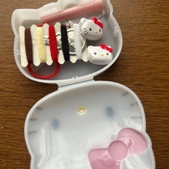 ハローキティ  Hello Kitty 　キティちゃん　ソーイングセットの画像