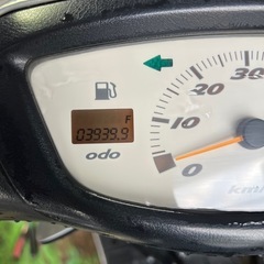 セル始動‼️超、低走行4,000km⭐️ジョグ ヤマハ⭐️タイヤ新品‼️2stエンジンで速い‼️原付　スクーター　50ccの画像