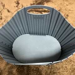 折りたたみランドリーバスケットの画像