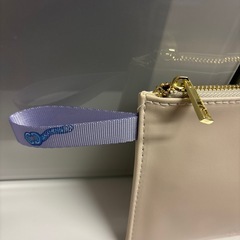 吉祥航空✈️【ビジネスクラス】アメニティ　　　ポーチ他　Boxテッシュ1箱と交換可能✌️の画像