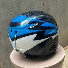 ALPINAキッズスキーヘルメットの画像
