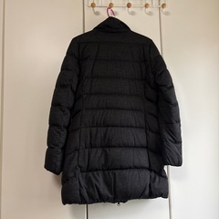 ユニクロ ダウンジャケットの画像