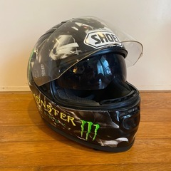 SHOEIモンスターデザインヘルメットの画像