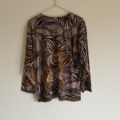 （未使用品）動物柄のカットソーの画像
