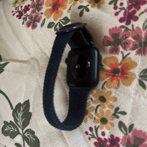 アップル
ウォッチSE２世代