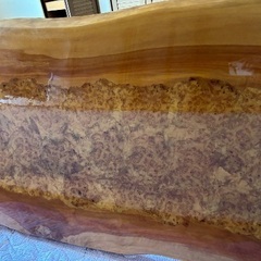 新品未使用品　一枚板鏡面仕上げテーブルの画像