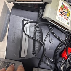 任天堂64/本体/コントローラー4つ/カセット6種の画像