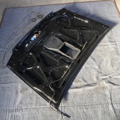 JB23W スズキ ジムニー 艶あり黒 ピアノブラック ボンネット　塗装品 少し凹みありの画像