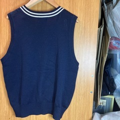 スクールベスト　レディースLの画像