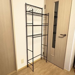 トイレの収納棚の画像