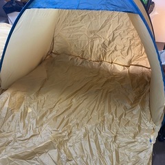 ポップアップテントの画像