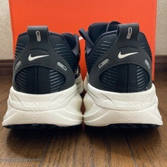 NIKE　ナイキ　VOMERO18　ボメロ18　ブラック　29.5㎝　ランニングの画像