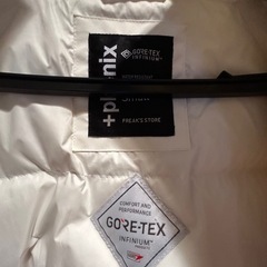 フリークスストア　＋フェニックス　ゴアテックスダウン　Sサイズ　超美品
の画像
