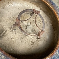 ひたちなか市三反田にあるレトロな火鉢　ひばちの画像