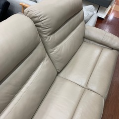 【軽トラ無料貸し出し】【VIOLINO】【2人掛けリクライニングソファー】【トレファク所沢店】の画像