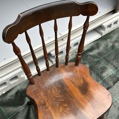 キツツキ　椅子の画像