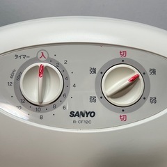 SANYO セラミックファンヒーター R-CF12Cの画像