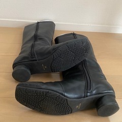 SESTO：スクエアトゥ ローヒールロングブーツの画像