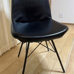 ダイニングチェア　椅子の画像