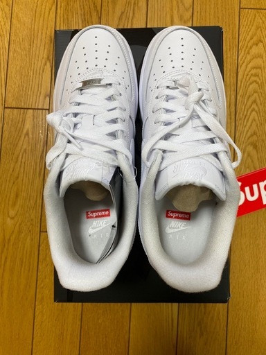新品24.5cm Supreme × Nike Air Force 1 Low "White"