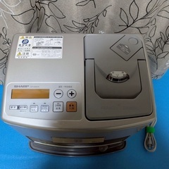 SHARP 石油ファンヒーターの画像