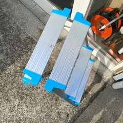 【②】折りたたみ脚立　3段の画像