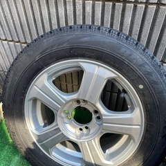 バリ山　スタッドレスタイヤ４本セットの画像