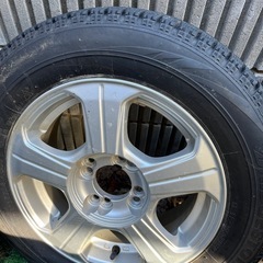 バリ山　スタッドレスタイヤ４本セットの画像