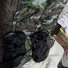 人型寝袋　シュラフ　着る寝袋　動ける寝袋の画像