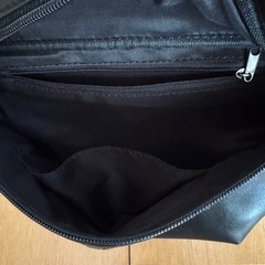 ボディバッグの画像