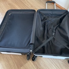 キャリーケース　56リットル　　2〜5泊用の画像