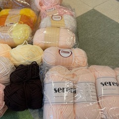 毛糸　大量の画像