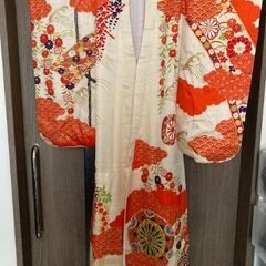 総絞り　3歳子供着物、7歳着物　各5000の画像