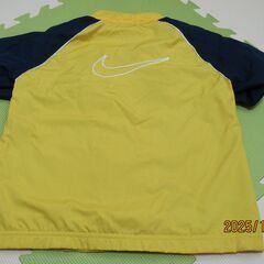 NIKIアウターの画像