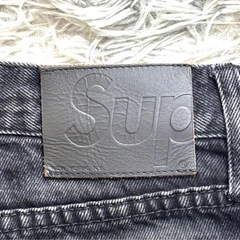 Supreme ストーンウォッシュ スリムジーンズ ブラック 30の画像