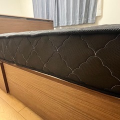 コイルマットレス厚み20cm近く約180cm×150cm グレー 系の画像