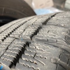 スタッドレスタイヤ。タイヤのみ。の画像