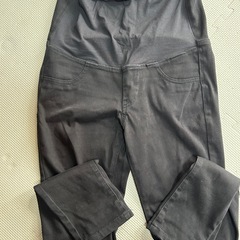 UNIQLOマタニティデニムの画像