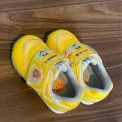 アンパンマン イエロー スニーカー　13.5cmの画像