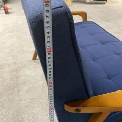【美品】二人掛けソファー ネイビー 北欧風 脚付き コンパクト 人気 早い者勝ち 引取歓迎 配送OKの画像