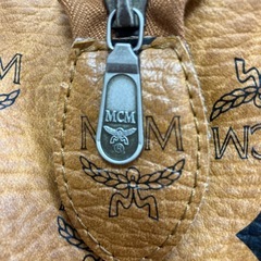 MCM  ショルダーバック　革の画像
