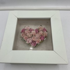 ブリザーブドフラワー　額入り　薔薇のハートの画像