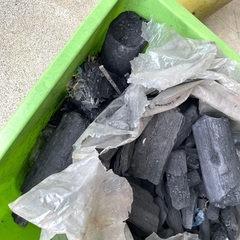 約11kg 炭　練炭　箱は未開封品　/ バーベQ 焼き芋 囲炉裏 アウトドア キャンプの画像